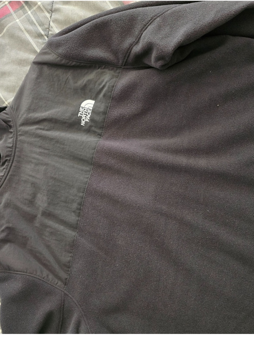 The North Face Men's Black Fleece Pullover